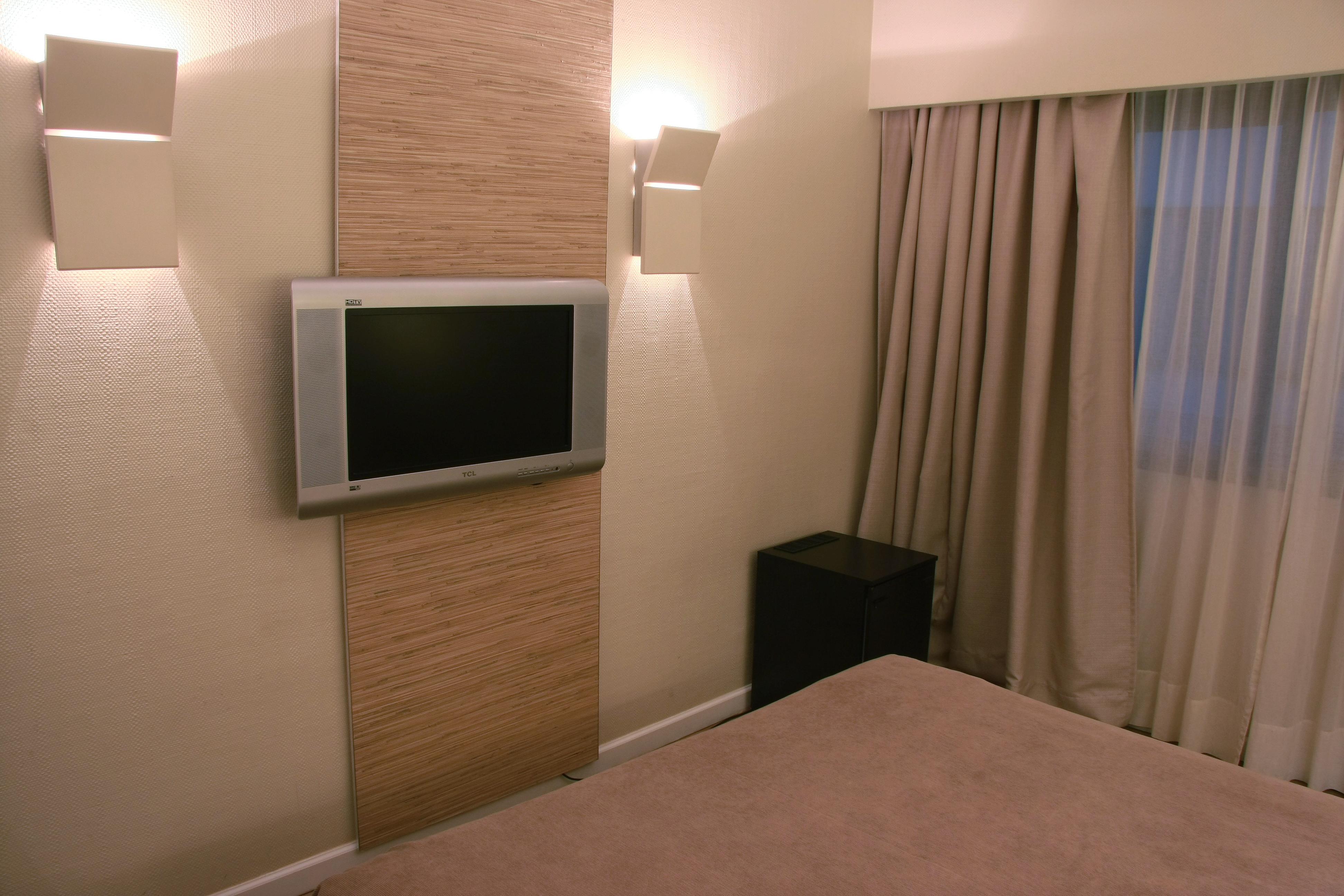 Grand King Hotel 4*